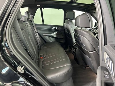 2022 BMW X5 M50i