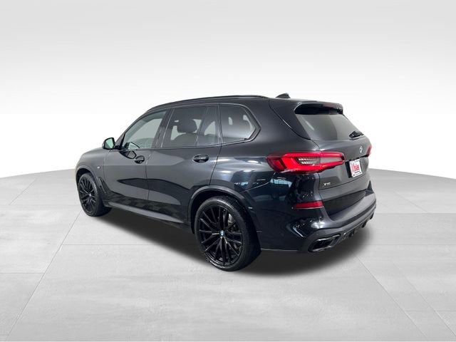 2022 BMW X5 M50i