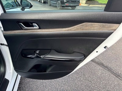 2022 Kia K5 EX