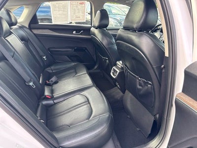 2022 Kia K5 EX