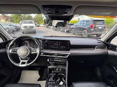 2022 Kia K5 EX