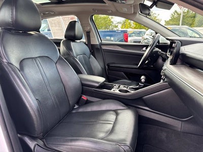 2022 Kia K5 EX