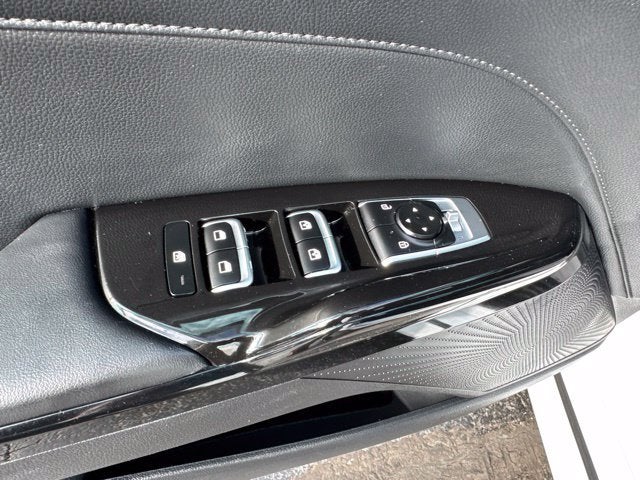 2022 Kia K5 EX