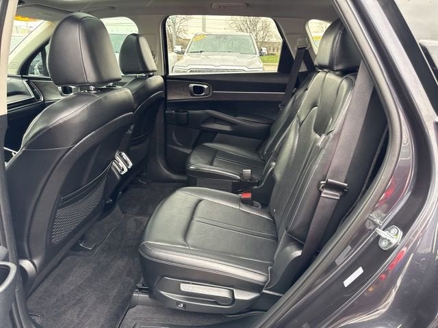 2025 Kia Sorento X-Line EX