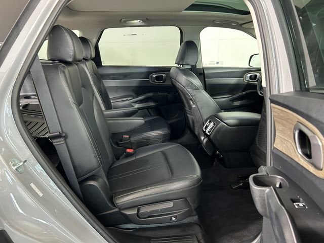 2023 Kia Sorento X-Line EX