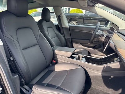 2020 Tesla Model 3 Standard Range Plus