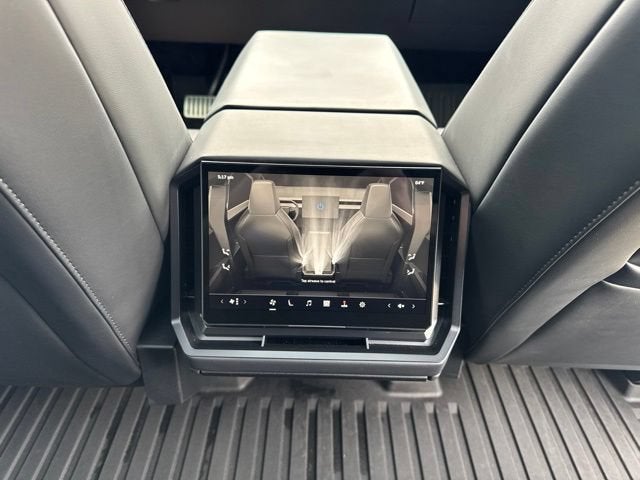 2024 Tesla Cybertruck Cyberbeast