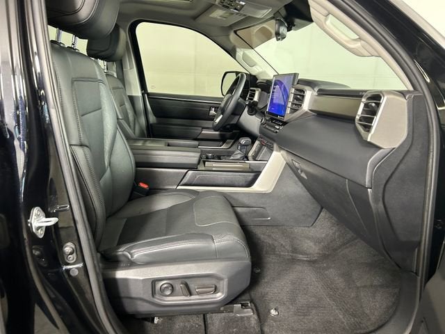 2023 Toyota Sequoia SR5