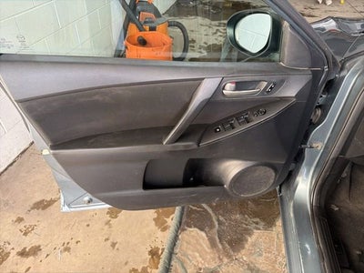 2013 Mazda Mazda3 i Sport