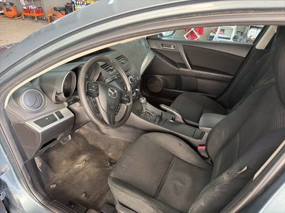 2013 Mazda Mazda3 i Sport