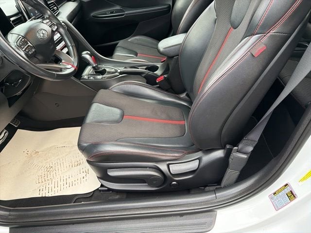 2019 Hyundai Veloster Turbo