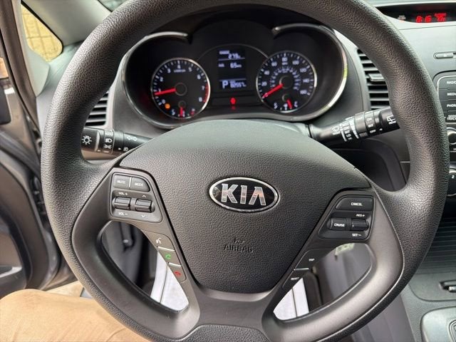 2016 Kia Forte 5-Door LX