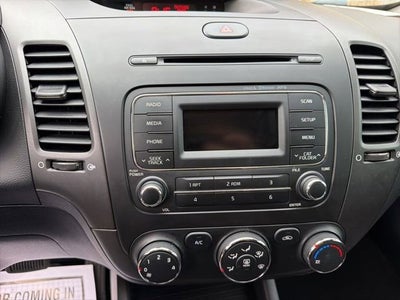 2016 Kia Forte 5-Door LX