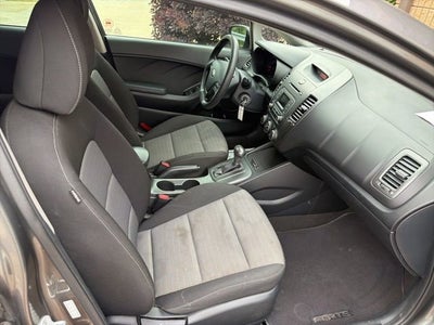 2016 Kia Forte 5-Door LX