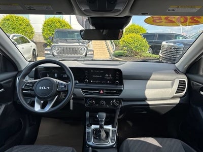 2025 Kia Seltos LX