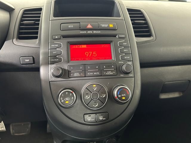 2013 Kia Soul Base