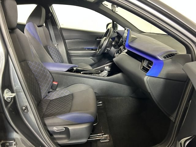 2020 Toyota C-HR LE