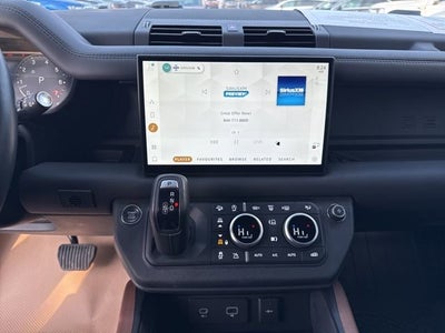 2023 Land Rover Defender X-Dynamic SE