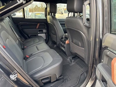 2023 Land Rover Defender X-Dynamic SE