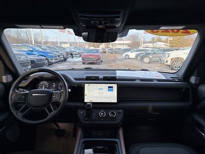 2023 Land Rover Defender X-Dynamic SE