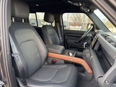 2023 Land Rover Defender X-Dynamic SE