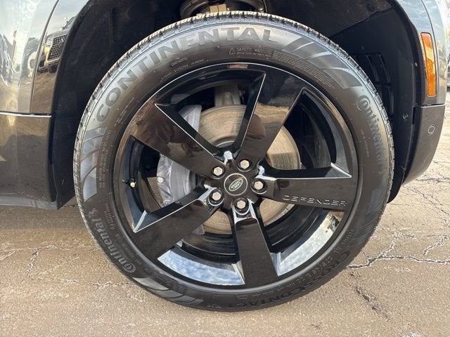 2023 Land Rover Defender X-Dynamic SE