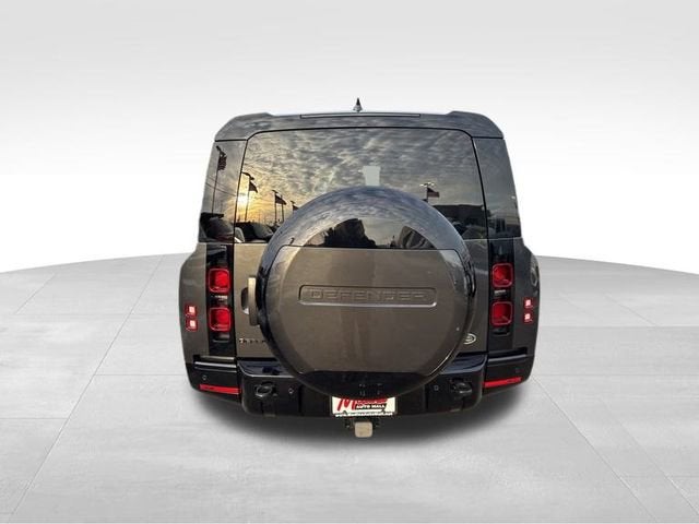 2023 Land Rover Defender X-Dynamic SE