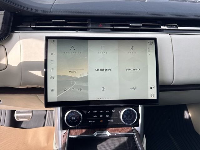 2023 Land Rover Range Rover SE