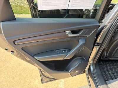2024 Audi Q5 S line Premium