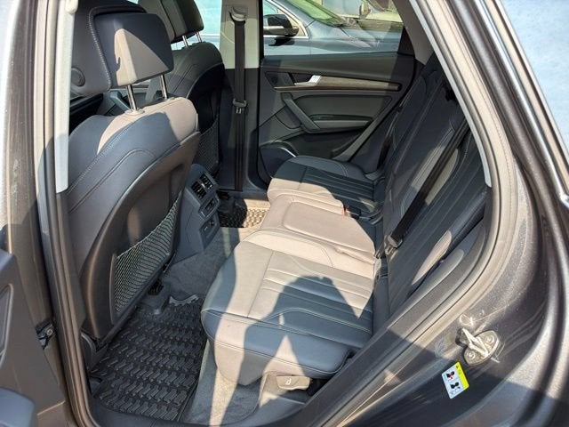 2024 Audi Q5 S line Premium