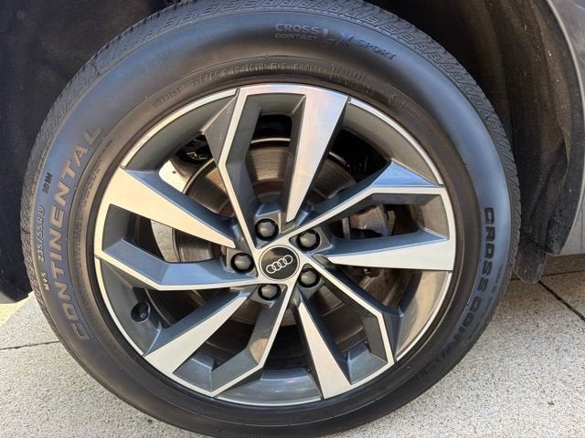 2024 Audi Q5 S line Premium