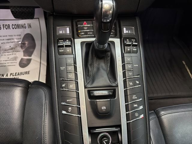 2018 Porsche Macan NA