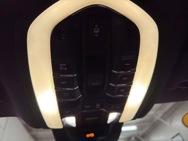 2018 Porsche Macan NA