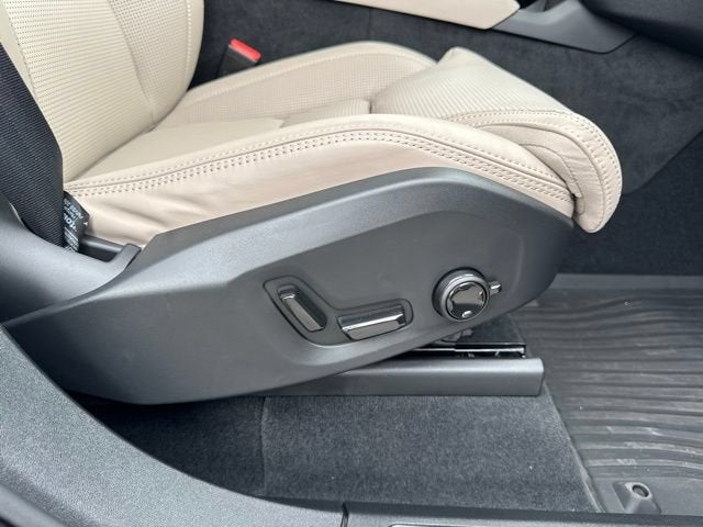 2025 Volvo XC90 Ultra