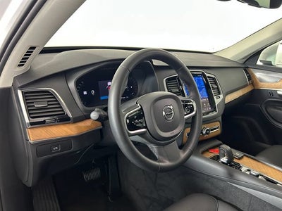 2023 Volvo XC90 Plus