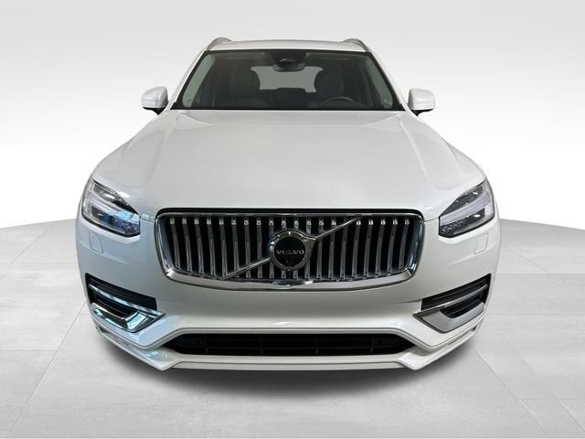 2023 Volvo XC90 Plus