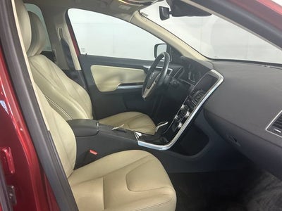 2016 Volvo XC60 T6 Drive-E
