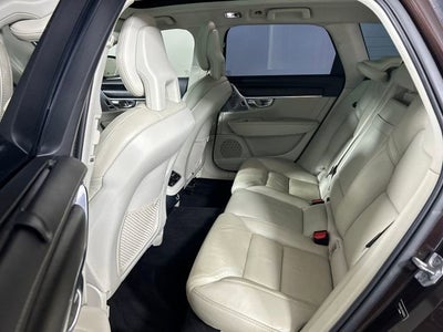 2017 Volvo V90 Cross Country T6INSCRIPT