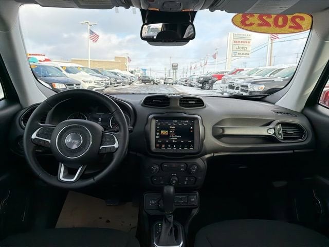 2023 Jeep Renegade Altitude