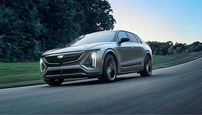 cadillac-lyriq-interior